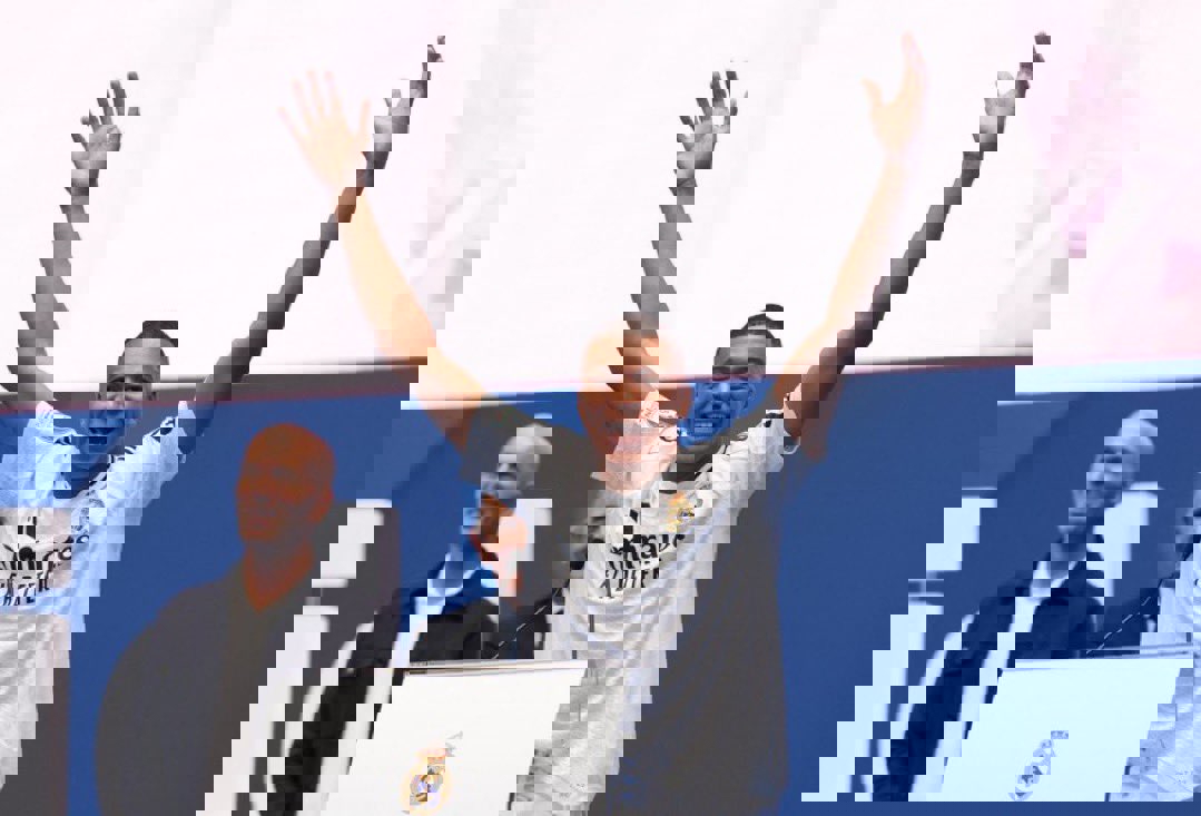 2054712