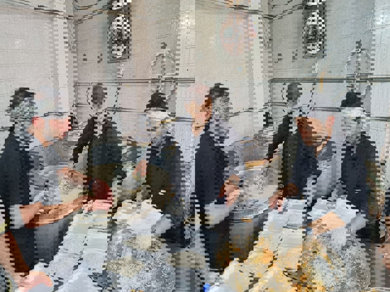 2054778