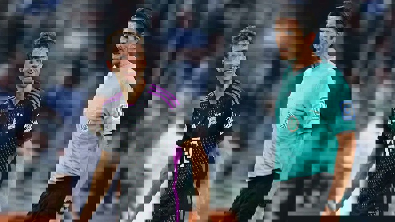 2054871