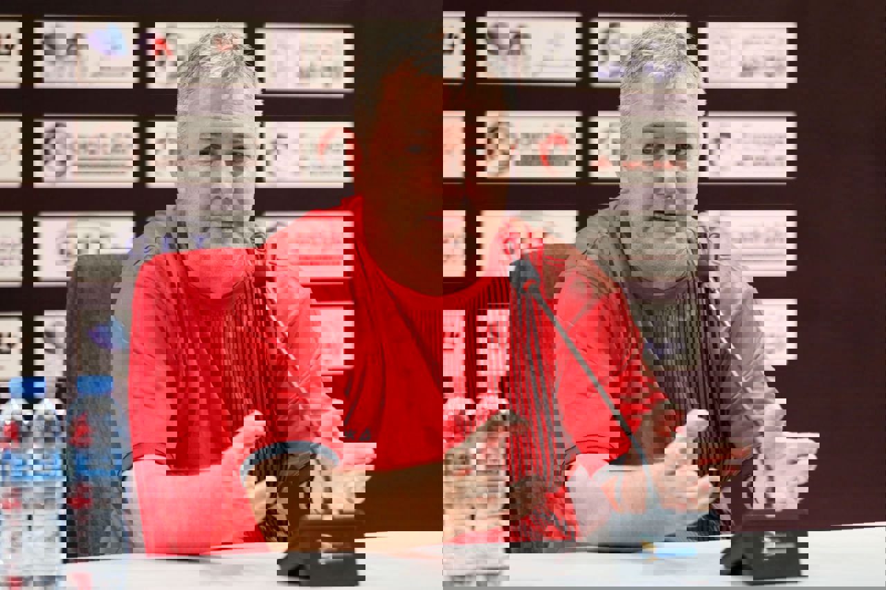 2055137