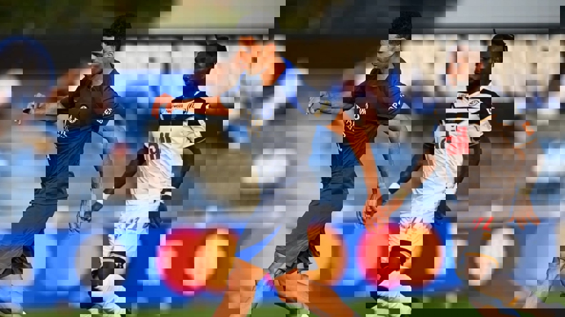 2055242
