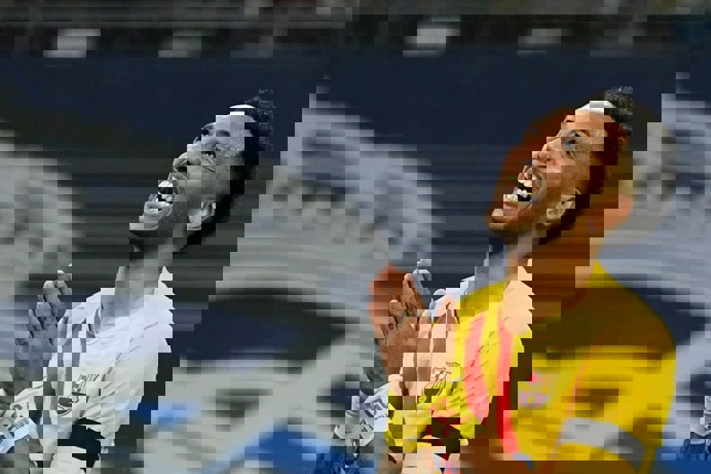2055632