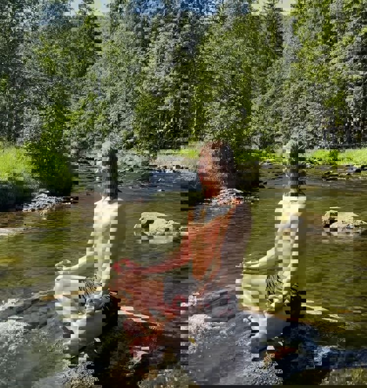2055758
