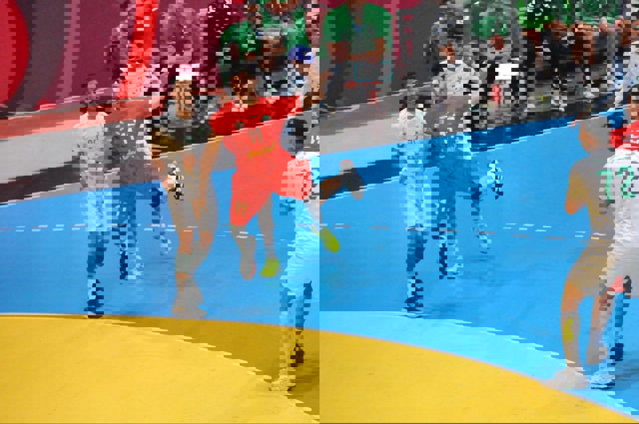2055876
