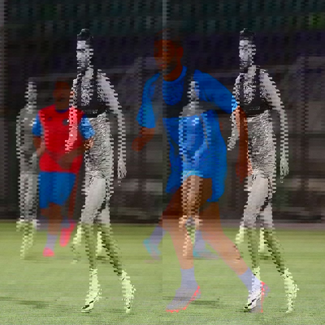 2056275
