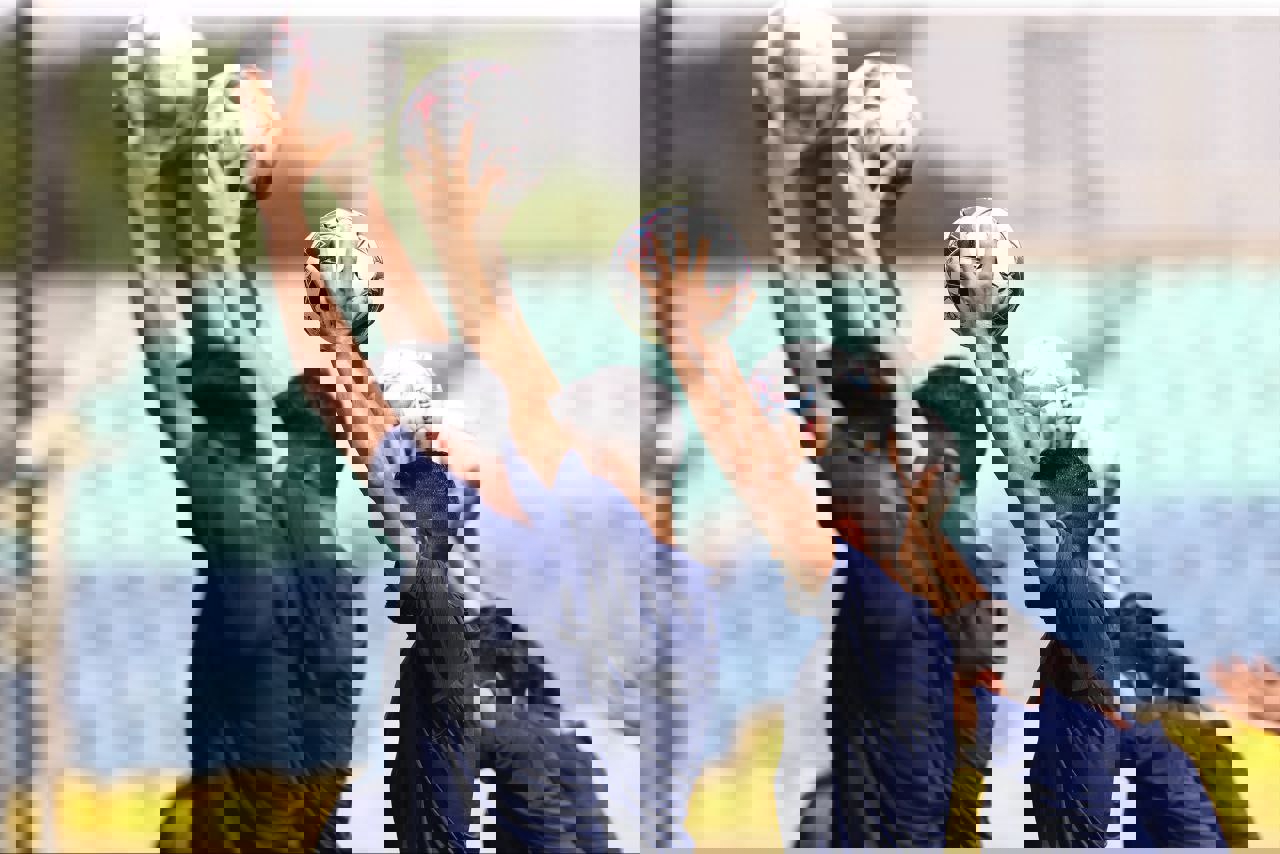 2056054