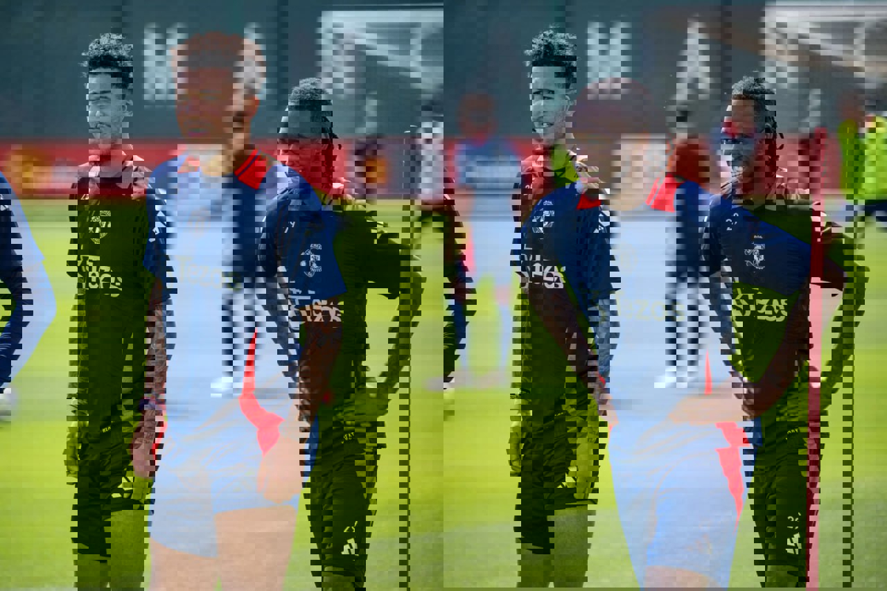 2056132