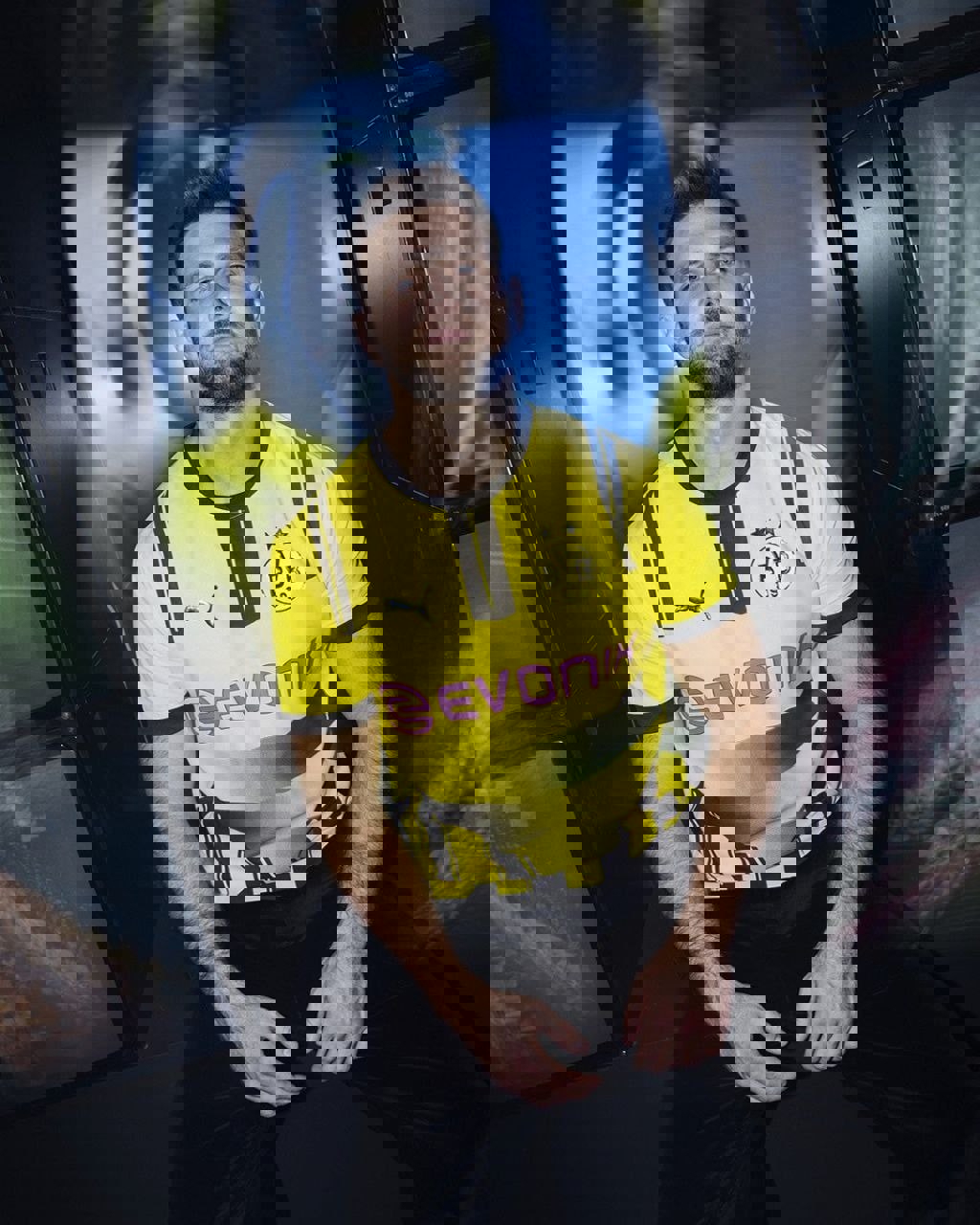 2056045