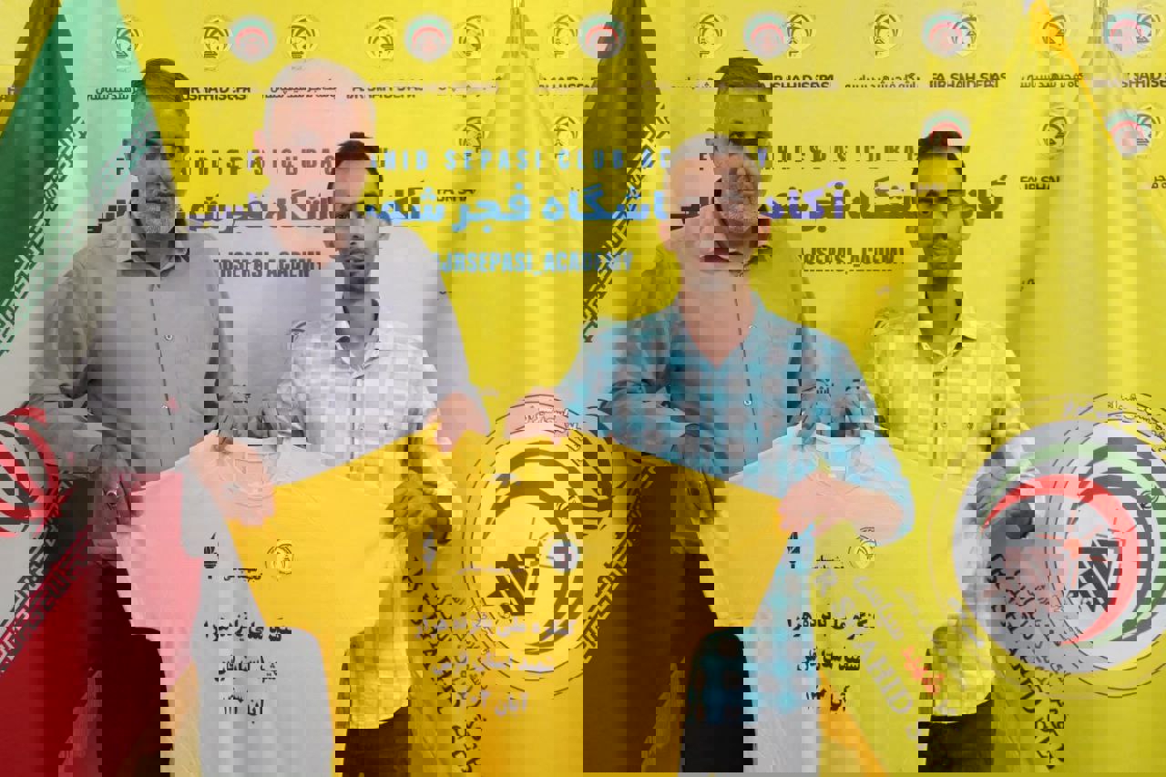 2056161