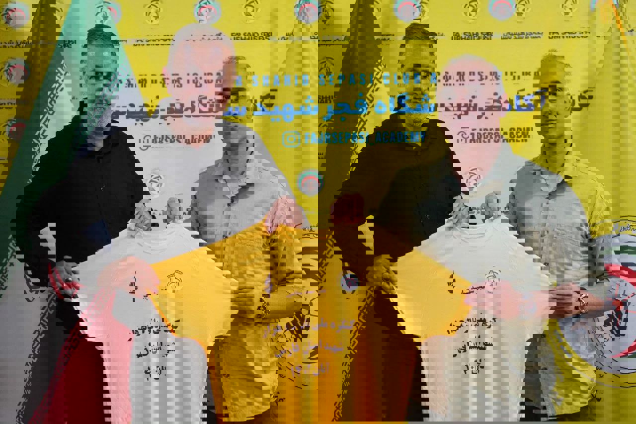 2056158