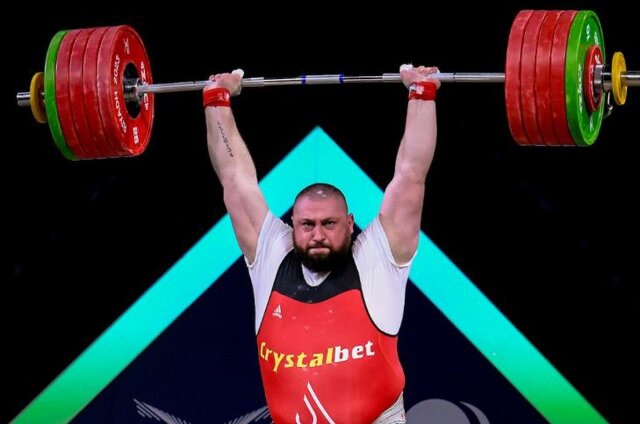 قویترین مرد جهان قول طلای المپیک را داد