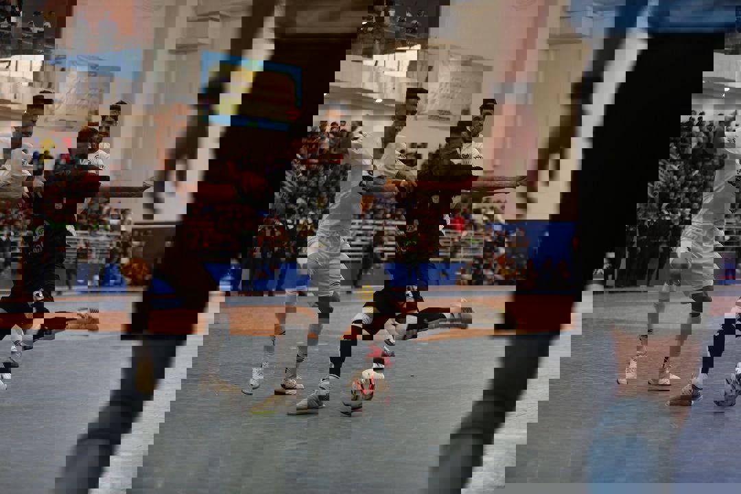 2056257