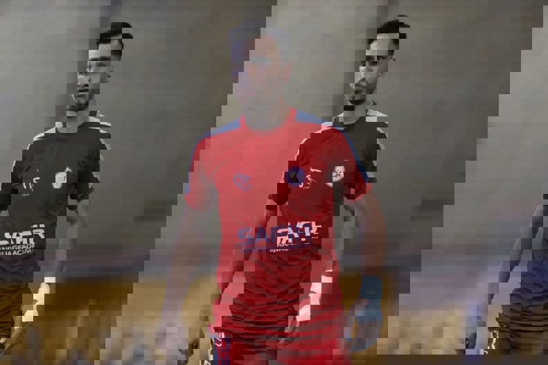 2056256