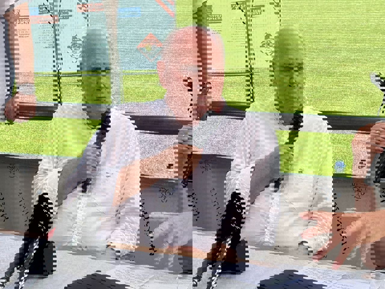2056486