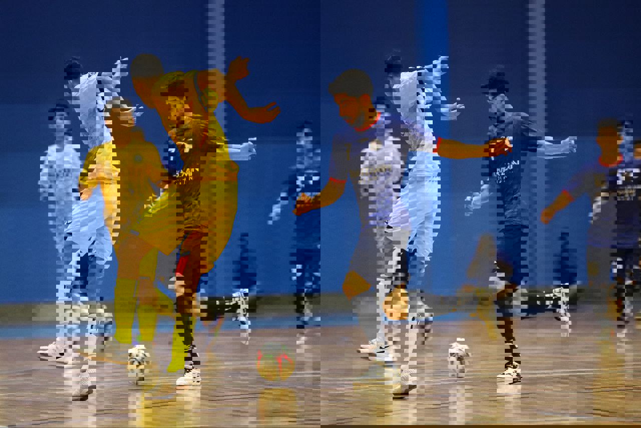 2056537