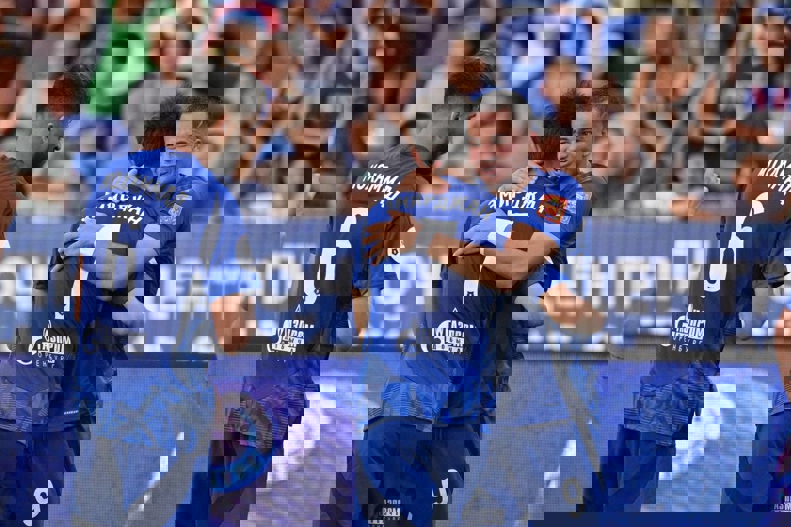 2056556