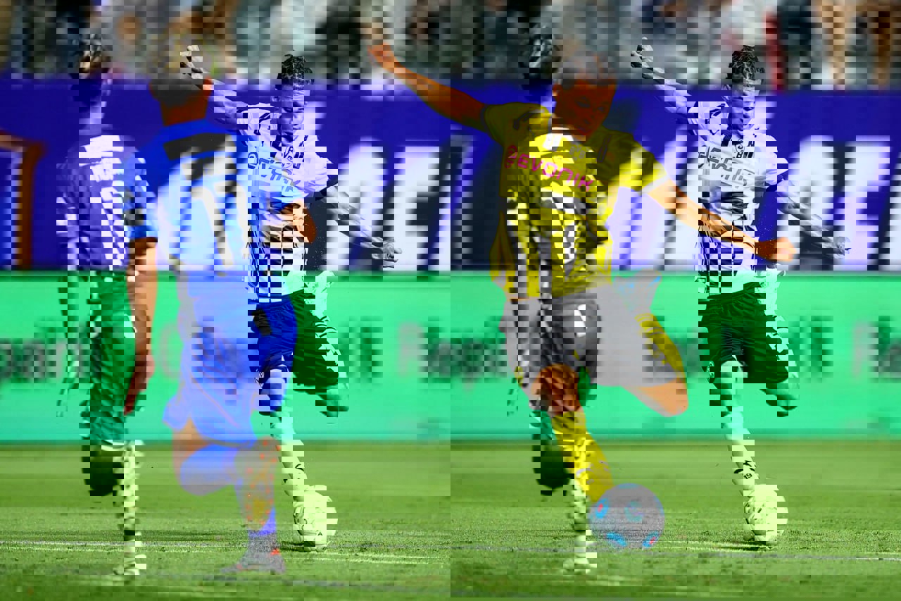 2056541
