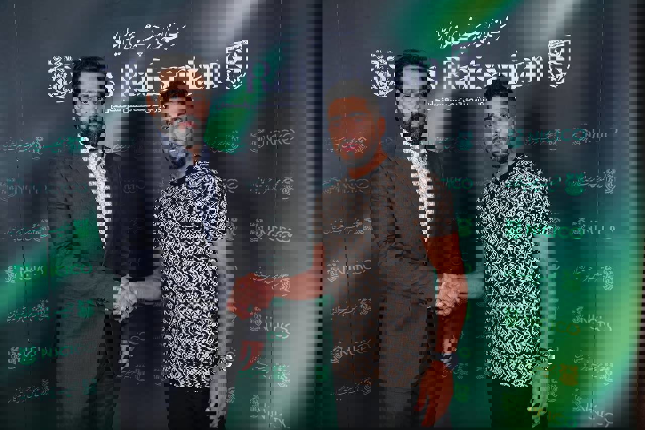 2056613