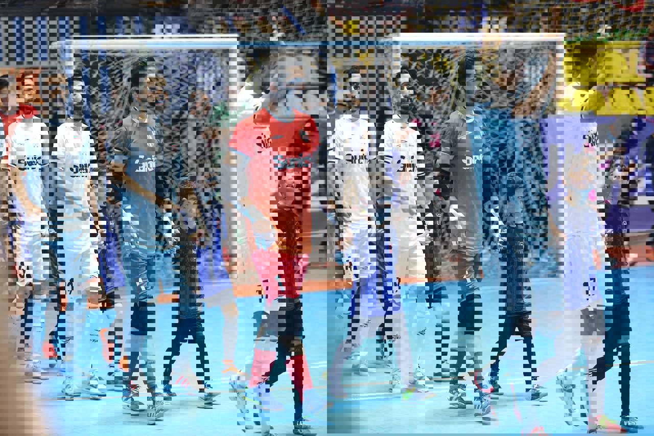 2056569
