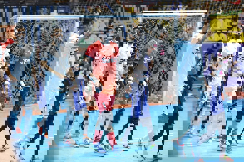 2056569