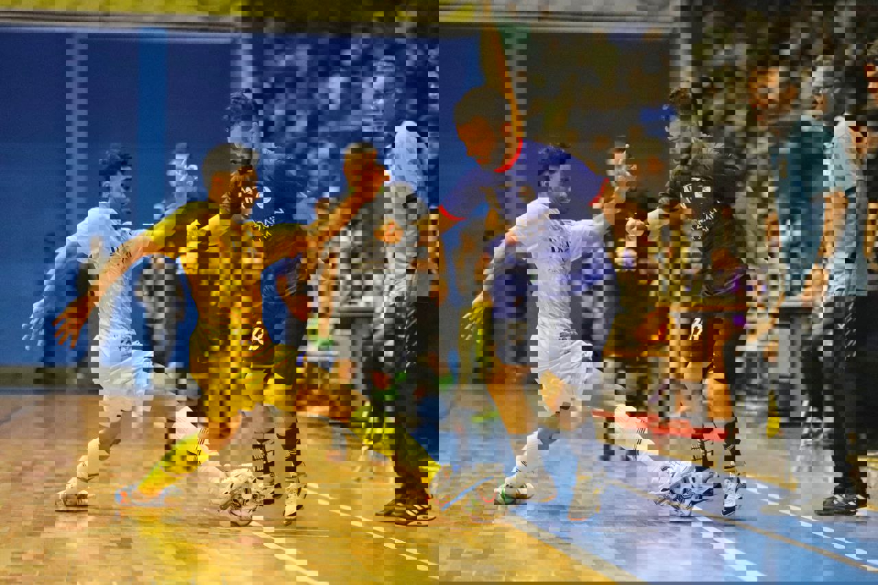 2056538