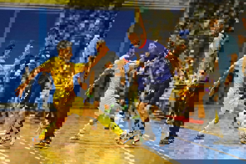 2056538