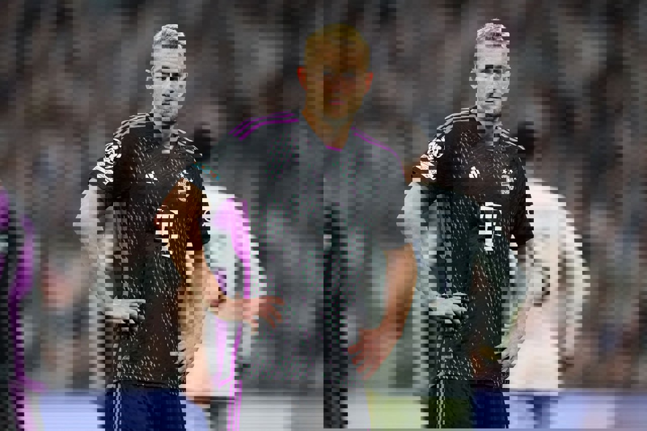 2056885