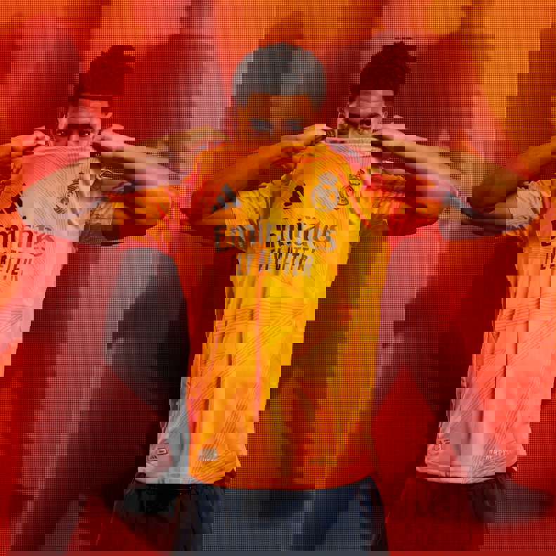 2056805