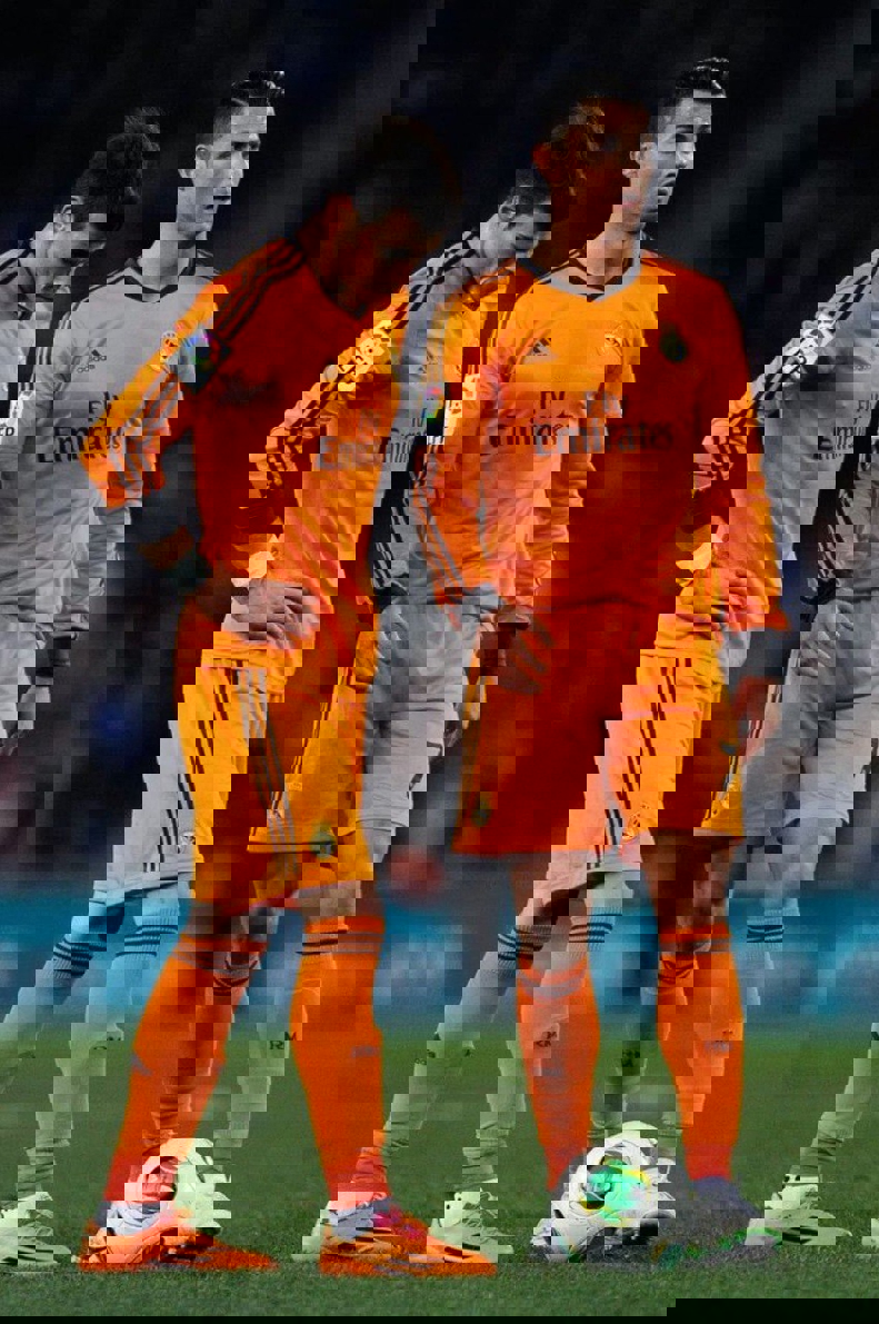 2056804