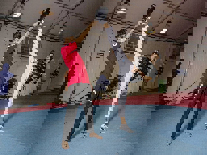 2057090
