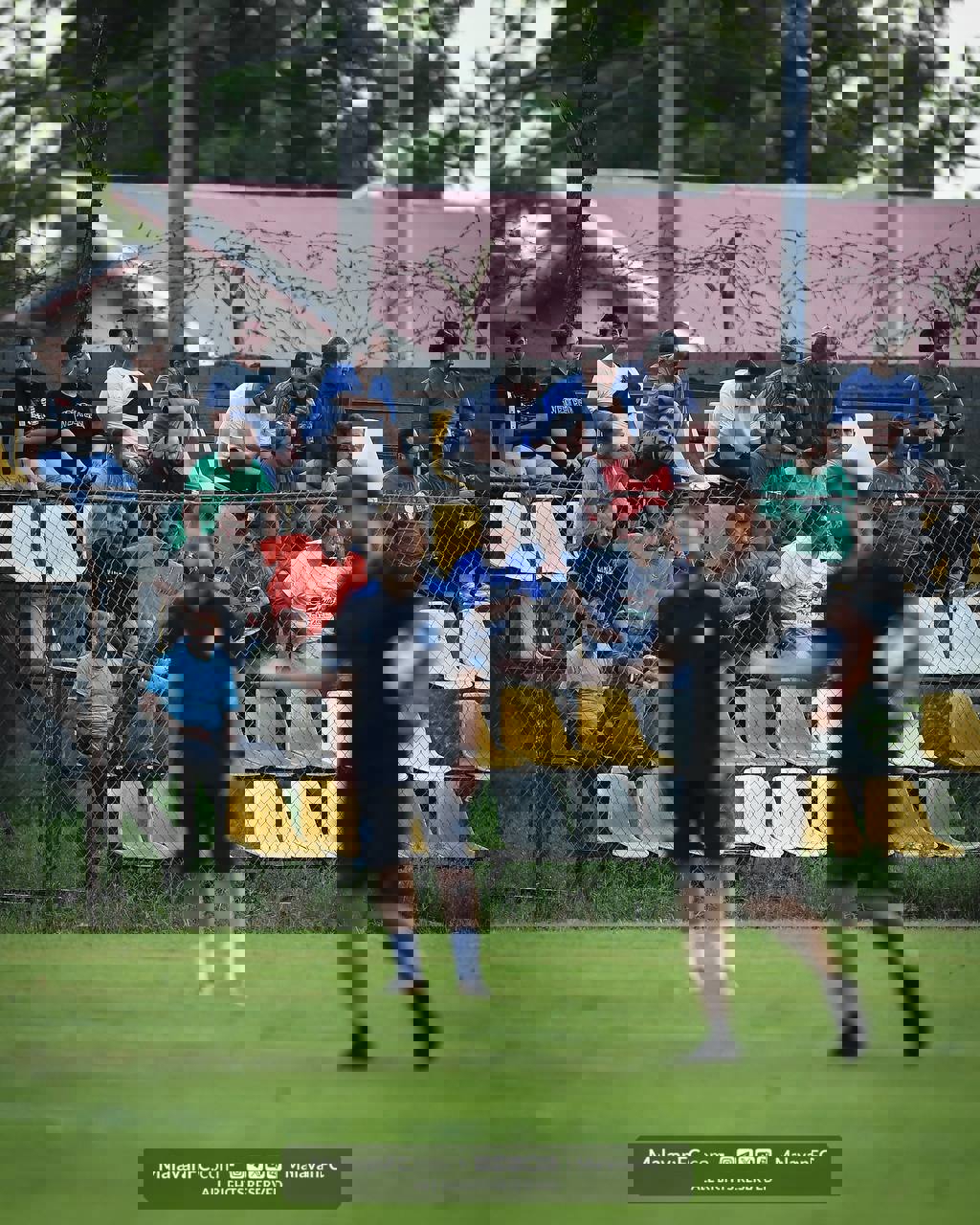 2057176