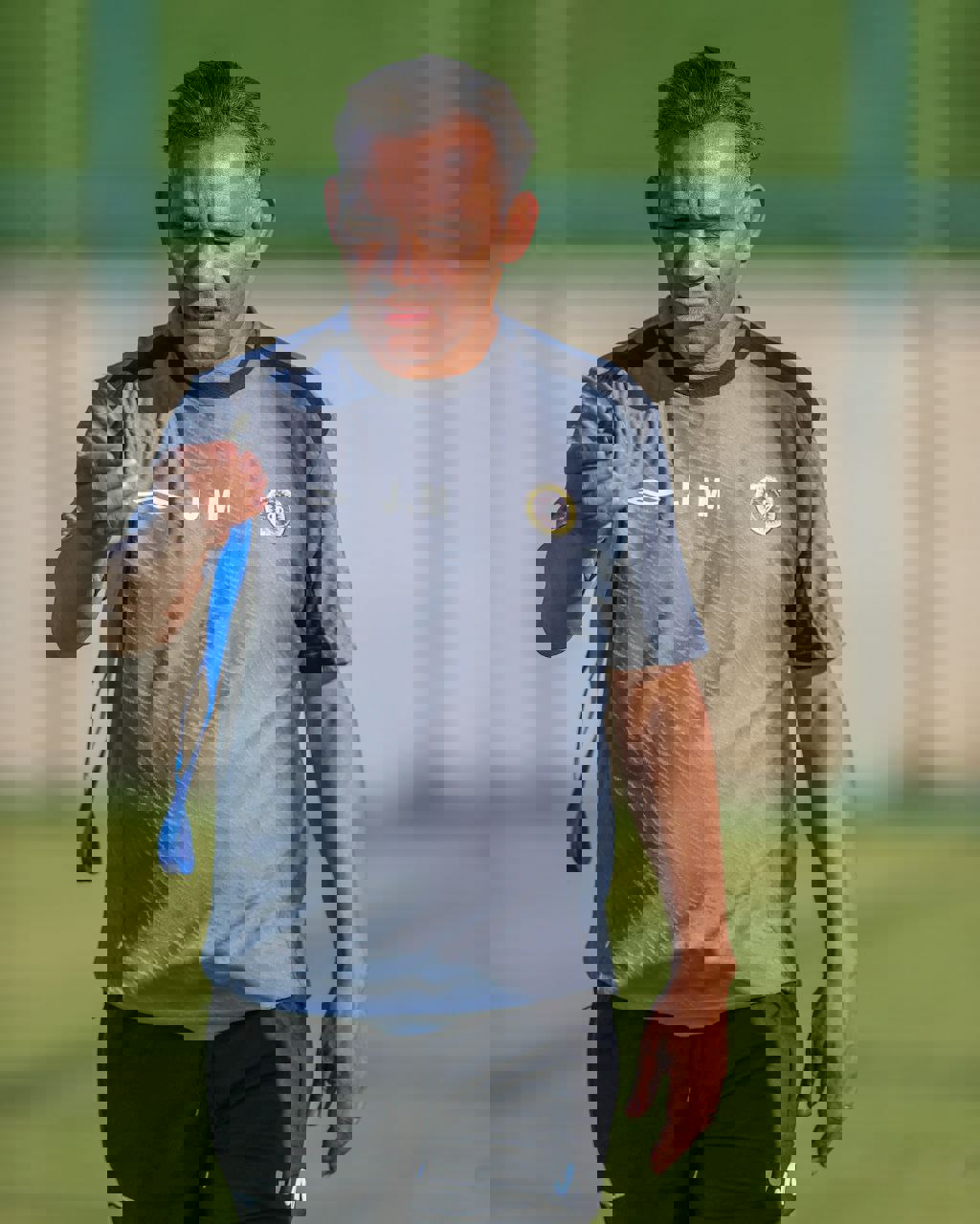 2057242