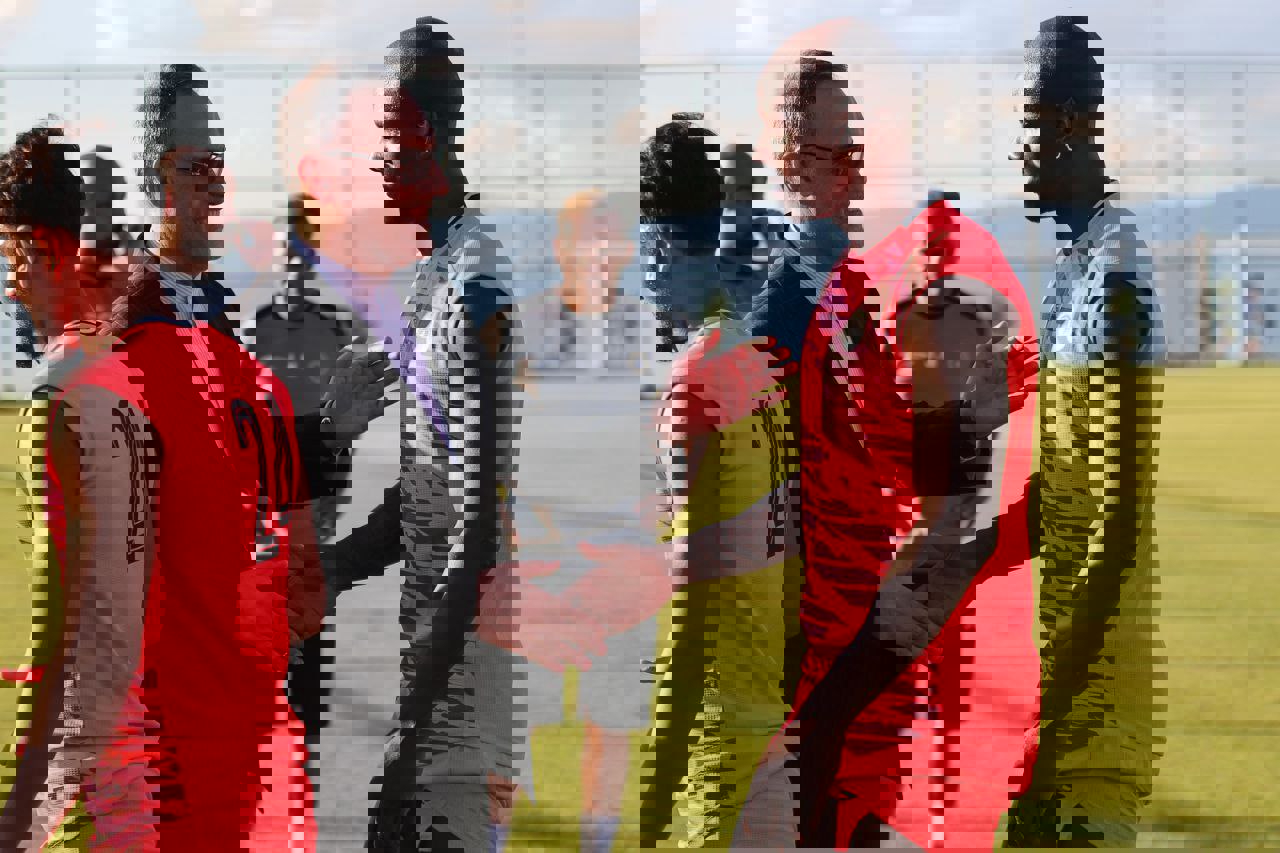 2057353