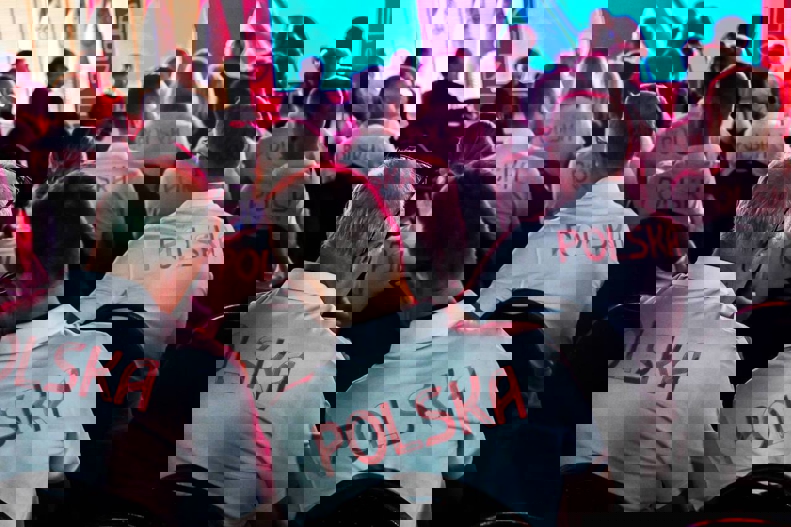 2057343