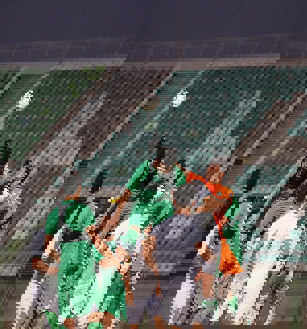 2057557