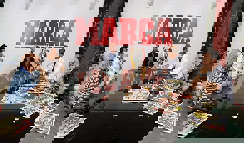 2057682