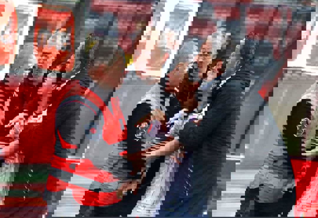 2057587