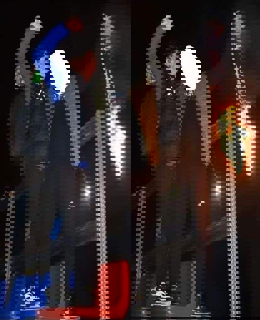 2057589
