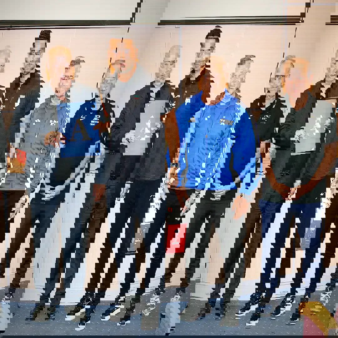 2057742