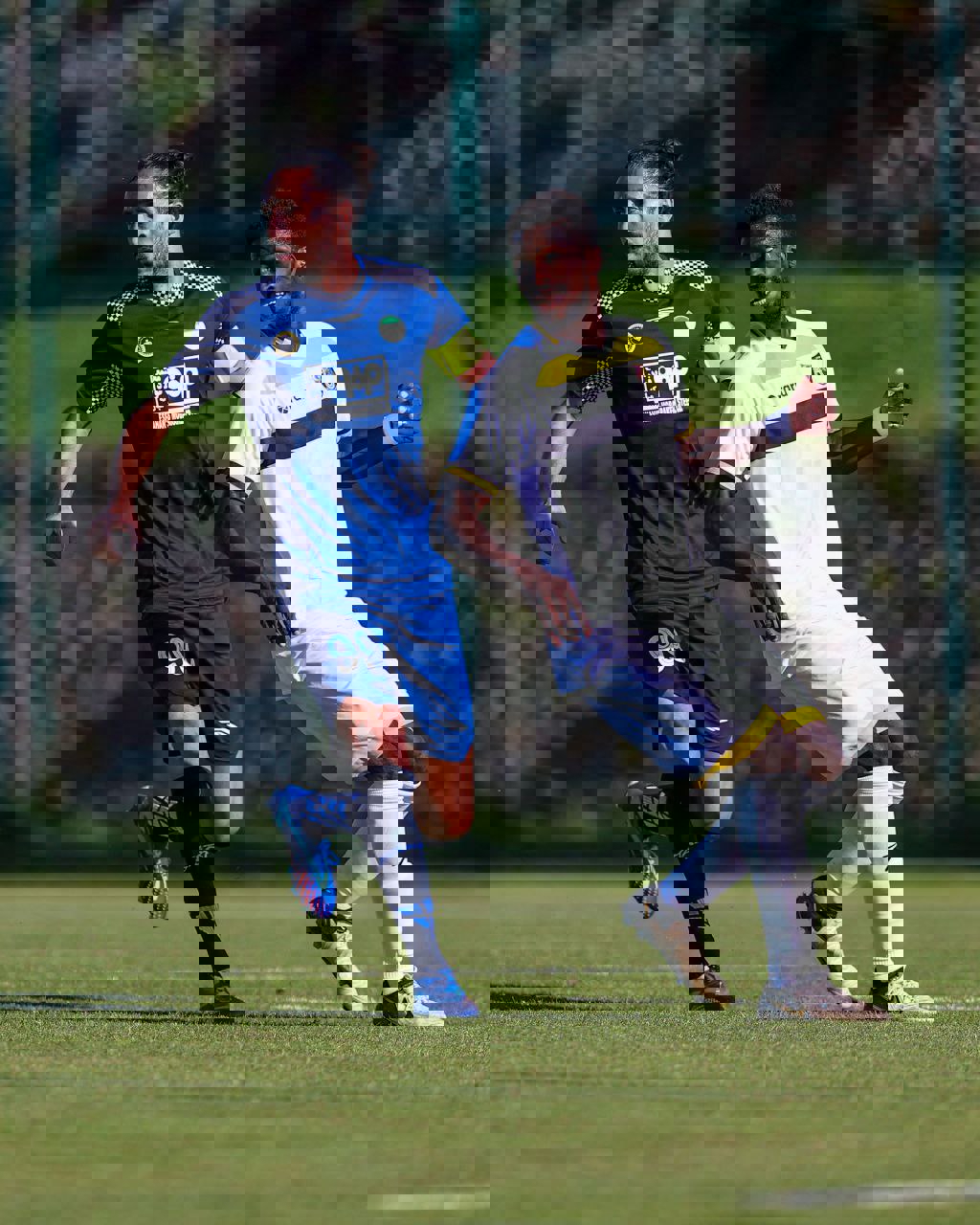 2057702