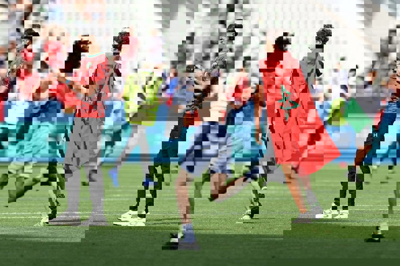 2057908