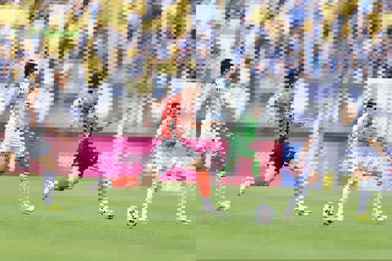 2057802