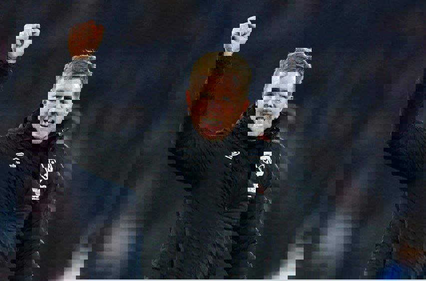 2057910