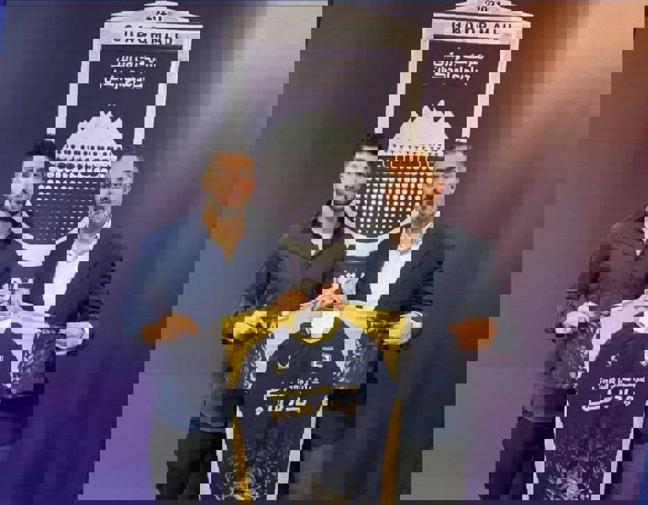 2057984