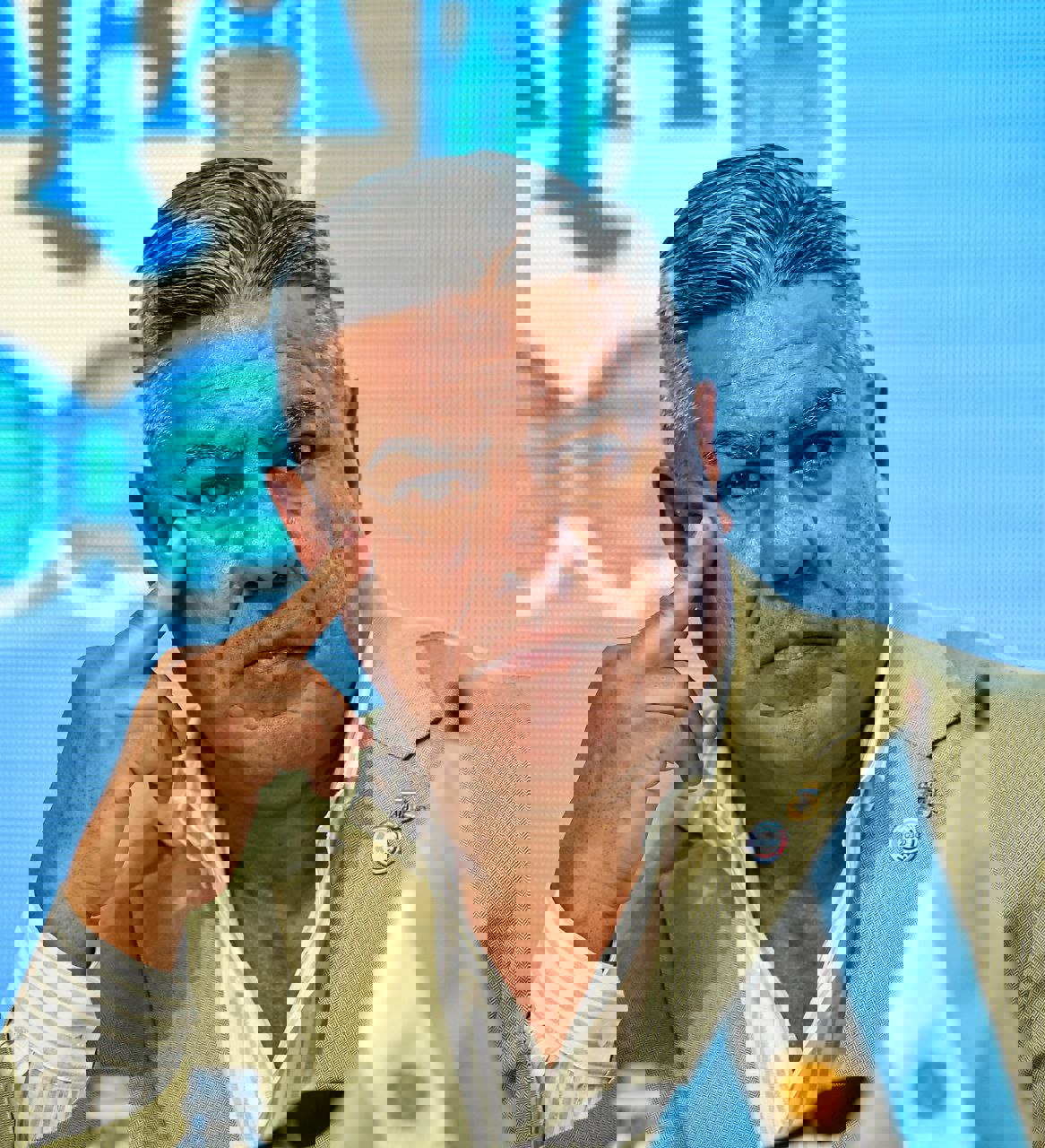 2058019