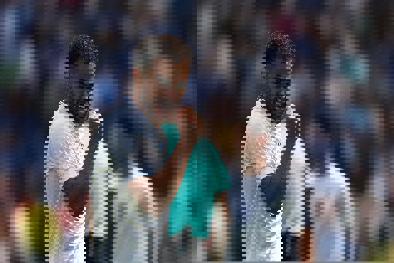 2058032