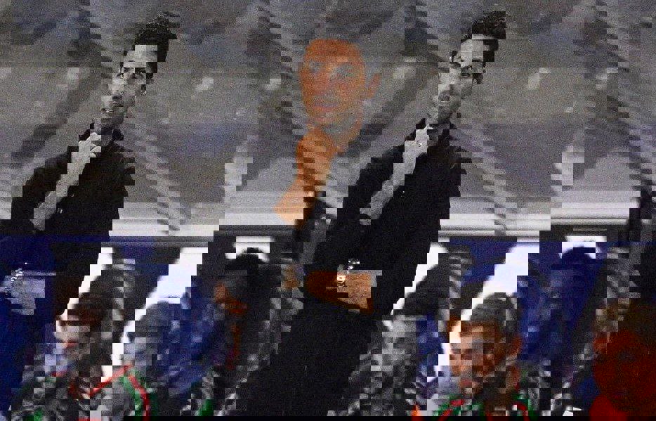 2058081