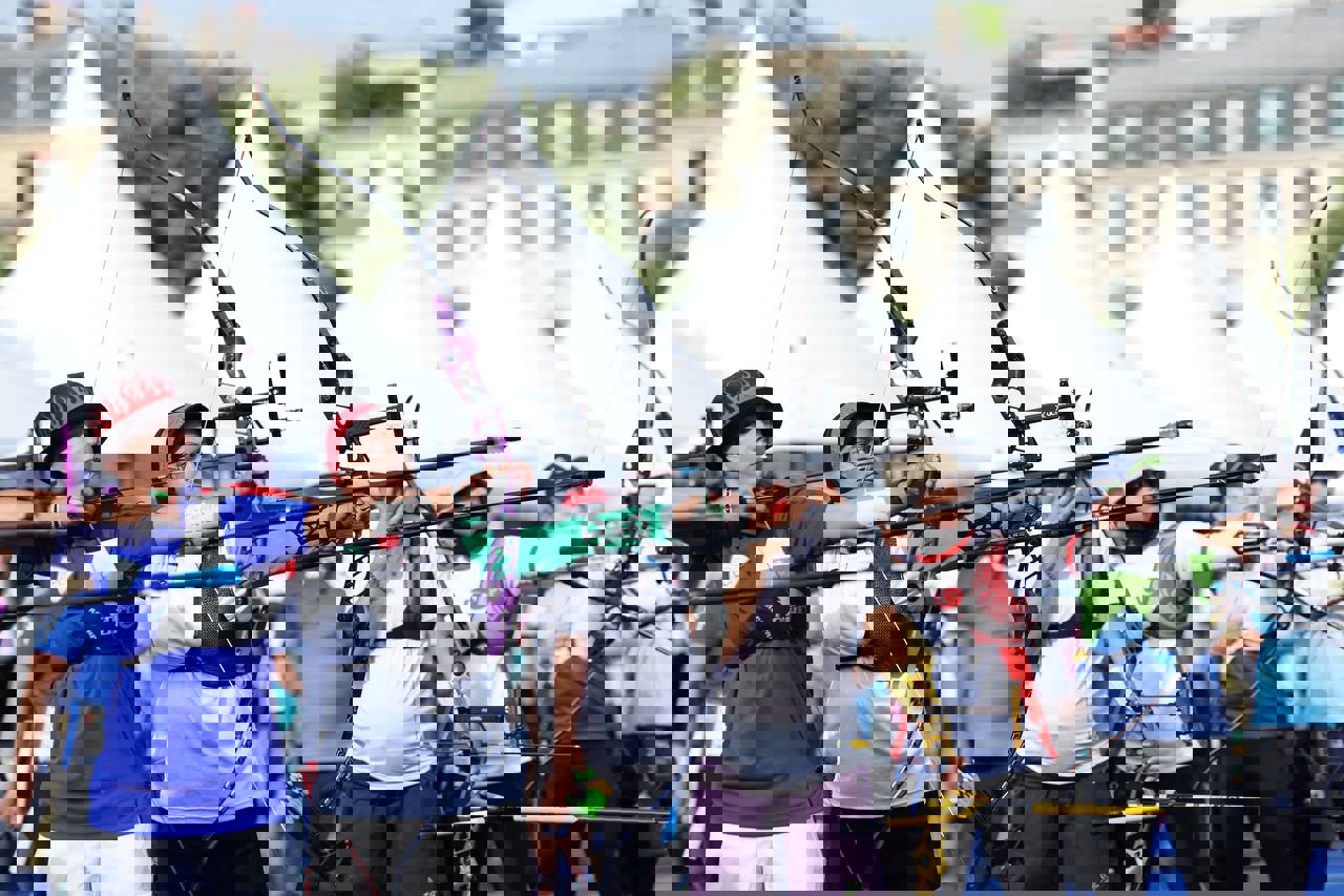 2058078