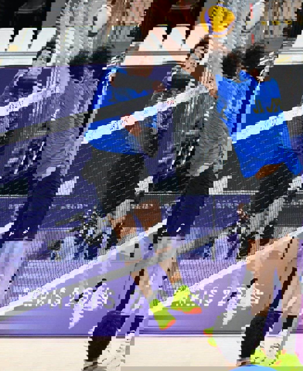 2058085