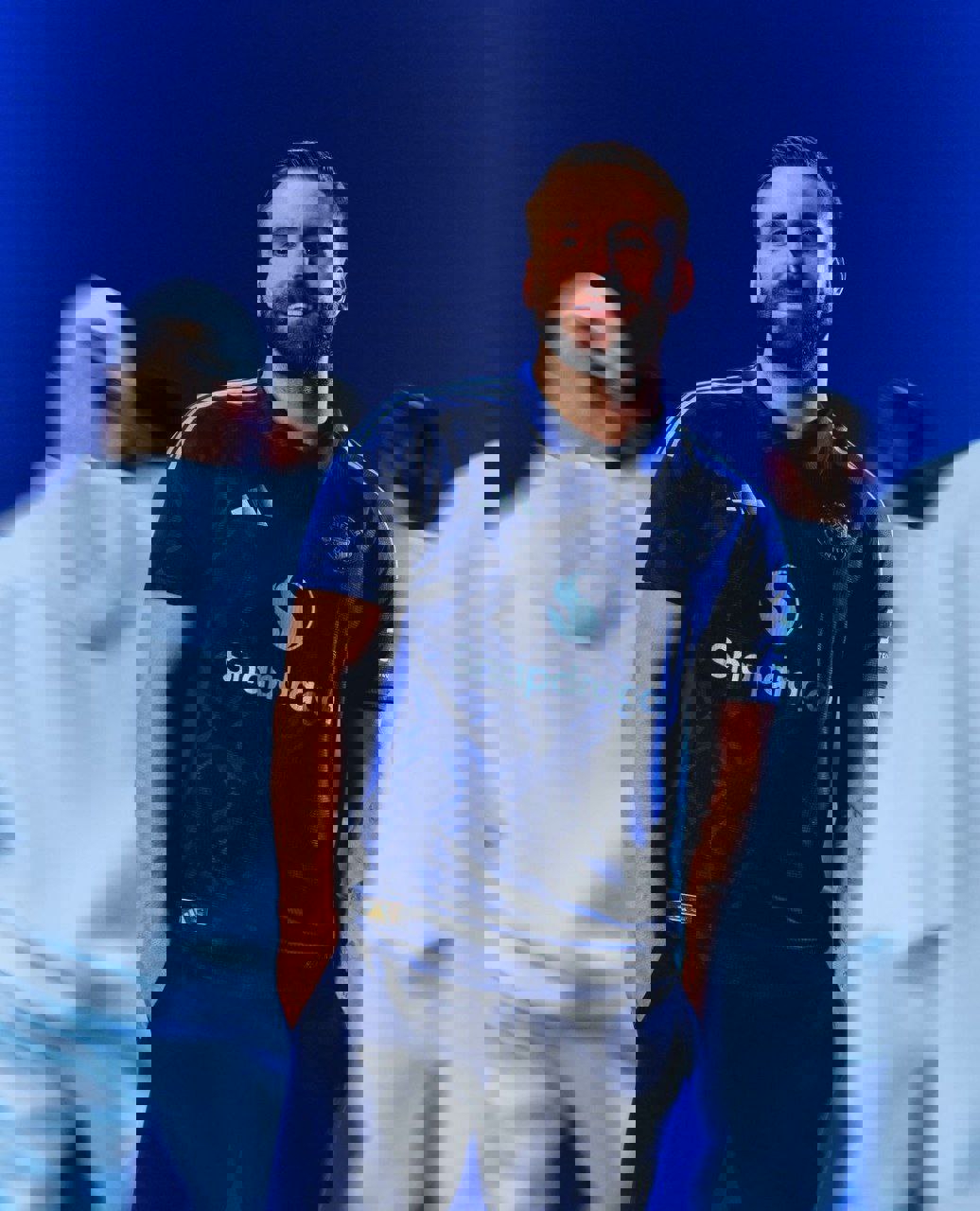 2058137